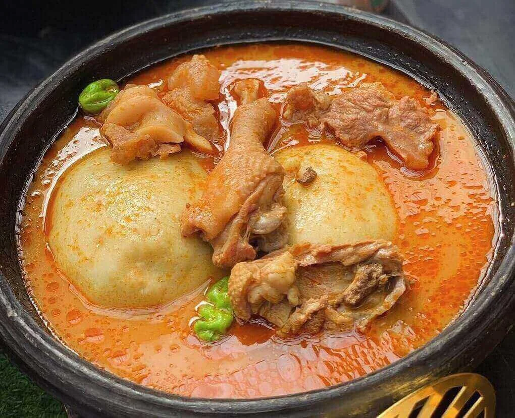 Fufu with Light Soup